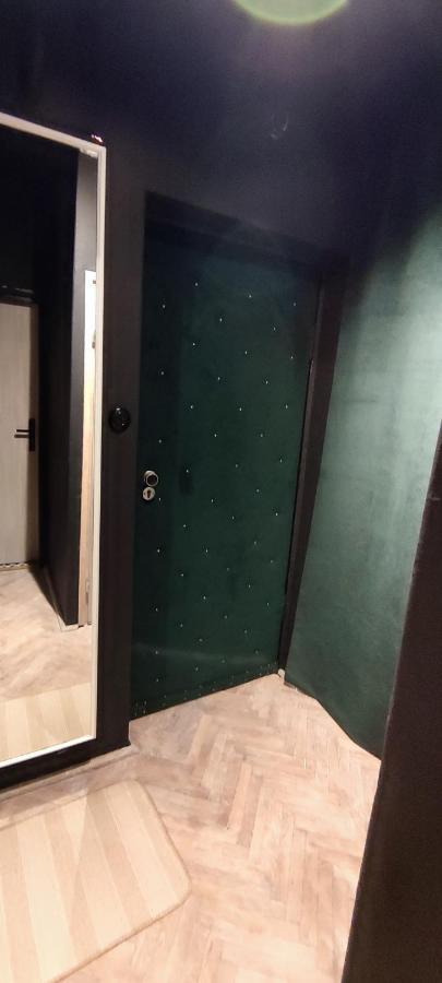 Private Apartament Wroniecka 6 - Parking Poznan Ngoại thất bức ảnh