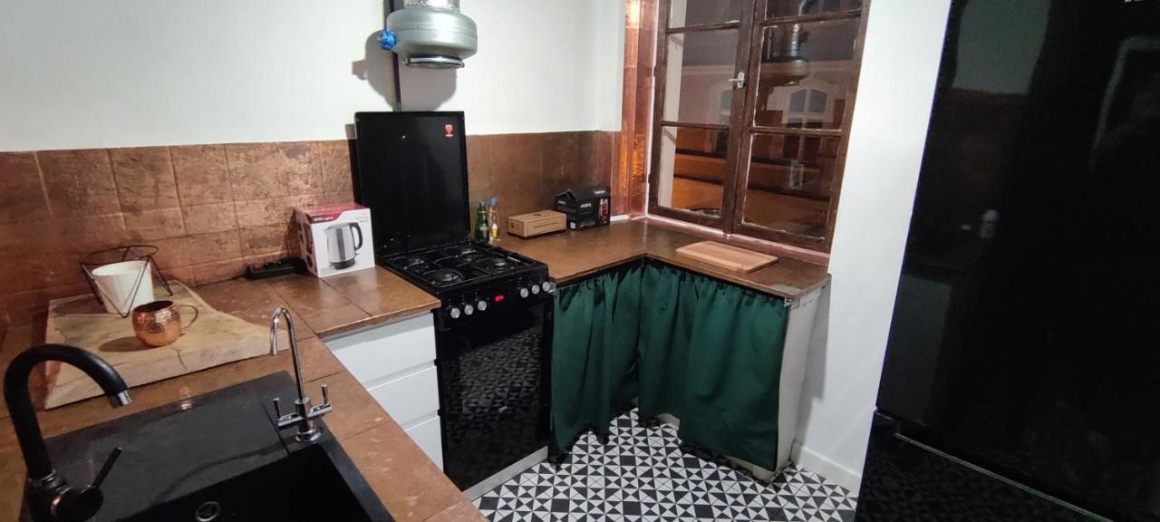 Private Apartament Wroniecka 6 - Parking Poznan Ngoại thất bức ảnh